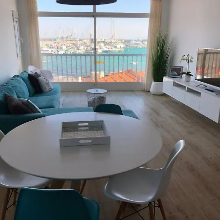 Modern And Bright With Sea Views