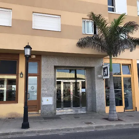Modern And Bright With Sea Views * Κοραλέχο